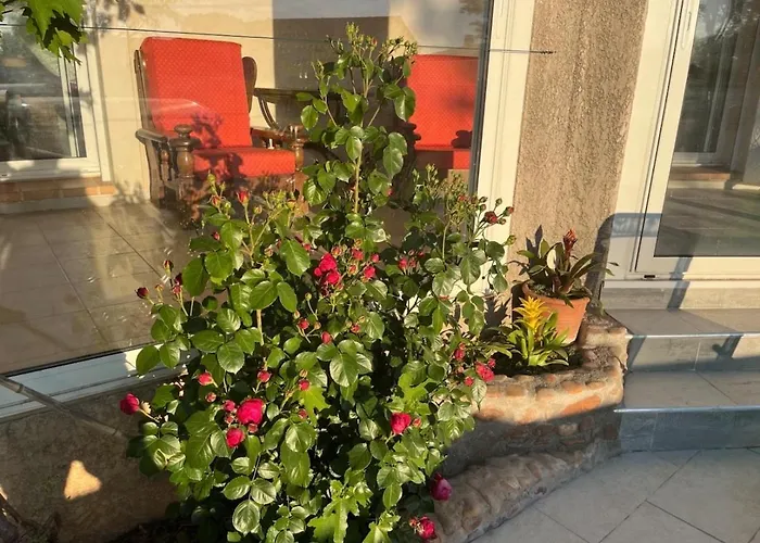 Вилла Le Clos Des Galets *